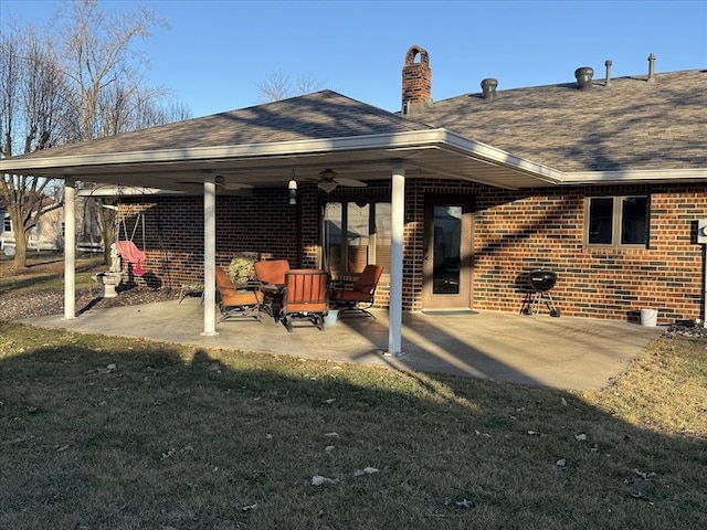 view of patio / terrace with ceiling fan