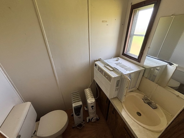 21161 State Highway Ff, Worthington, MO 63567 - half bath featuring toilet and a sink