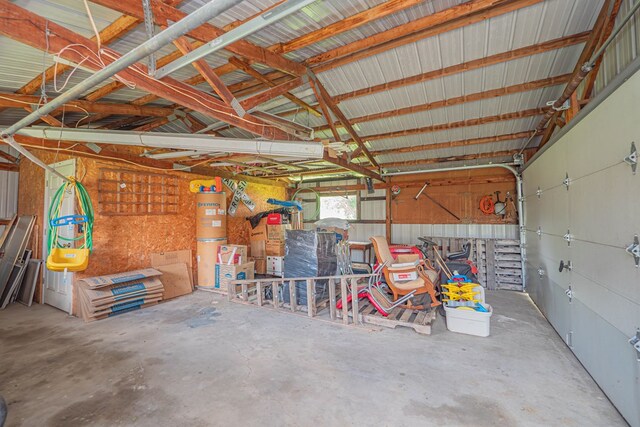 409 E Elm St, Huntsville, MO 65259 - garage featuring water heater