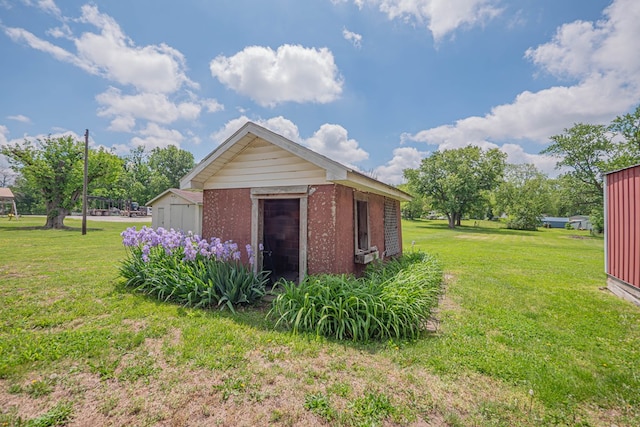 409 E Elm St, Huntsville, MO 65259 - view of shed