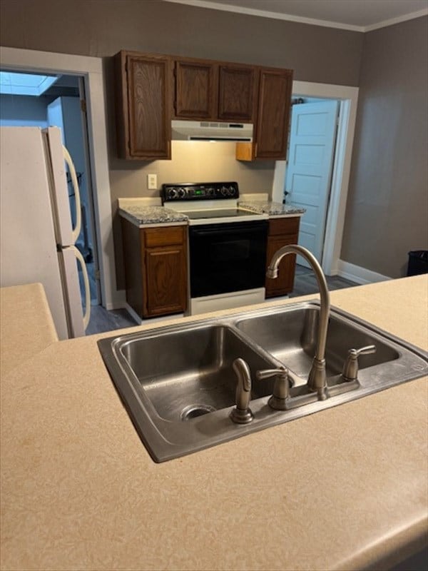 102 Crescent Dr, Macon, MO 63552 - photo 9
