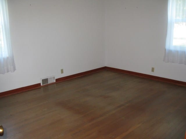 1402 Maple, Chillicothe, MO 64601 - photo 19
