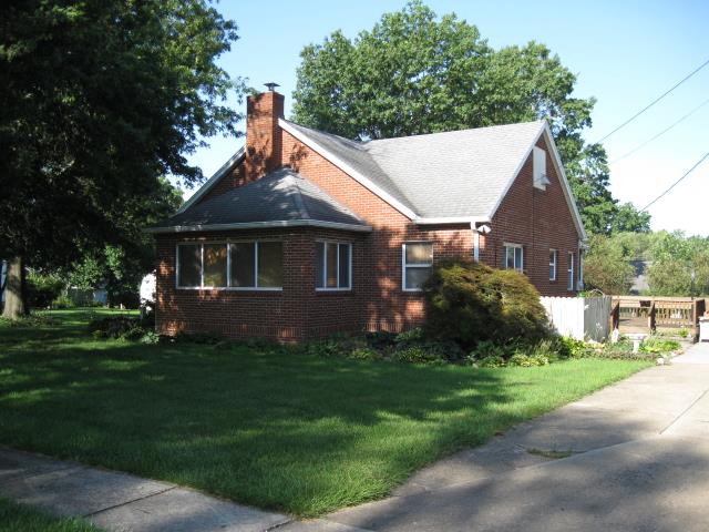 1402 Maple, Chillicothe, MO 64601 - photo 1