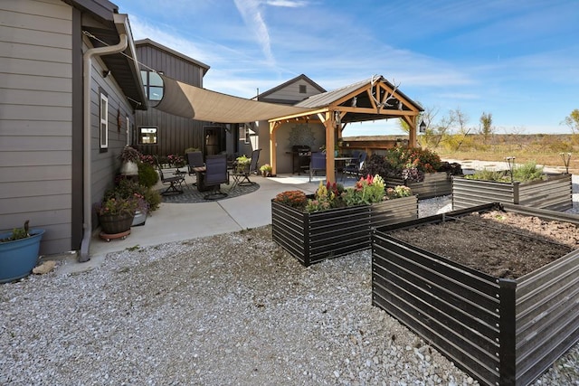 view of patio / terrace featuring grilling area