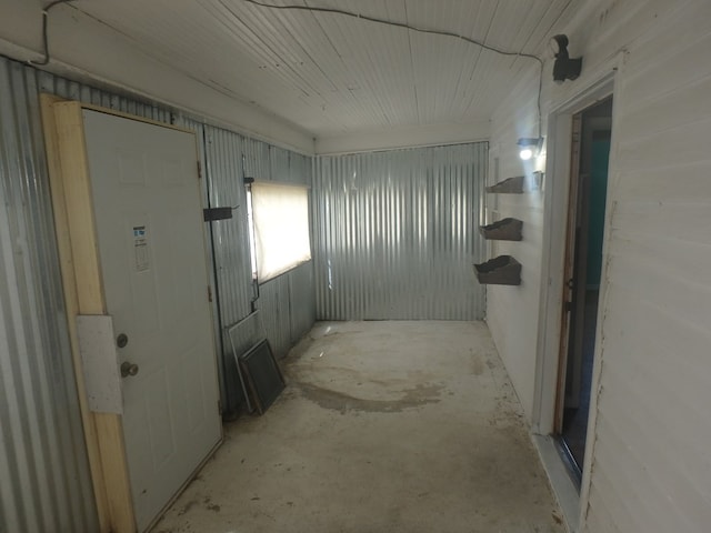 302 N King St, Brashear, MO 63533 - interior space