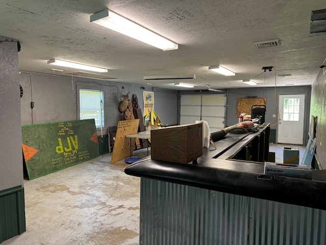 2116 S Franklin St, Kirksville, MO 63501 - view of garage