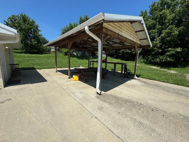 2116 S Franklin St, Kirksville, MO 63501 - view of patio with a gazebo and a detached carport