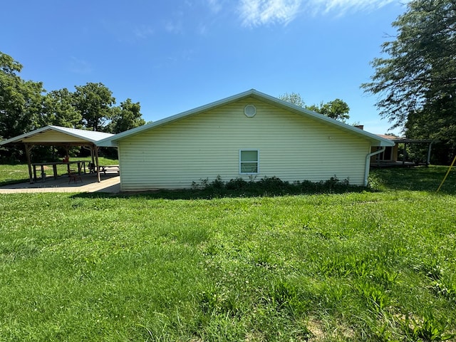 2116 S Franklin St, Kirksville, MO 63501 - view of side of home with a gazebo and a yard
