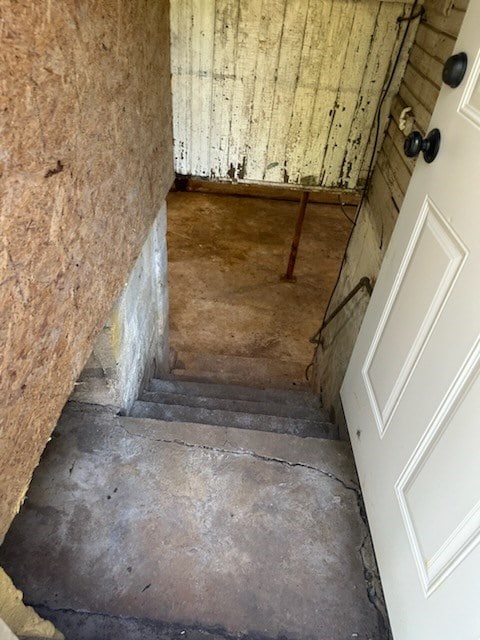 interior space featuring concrete flooring