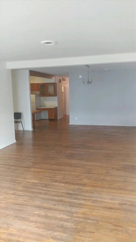 115, 117 N Rollins St, Macon, MO 63552 - unfurnished room with light wood-style floors