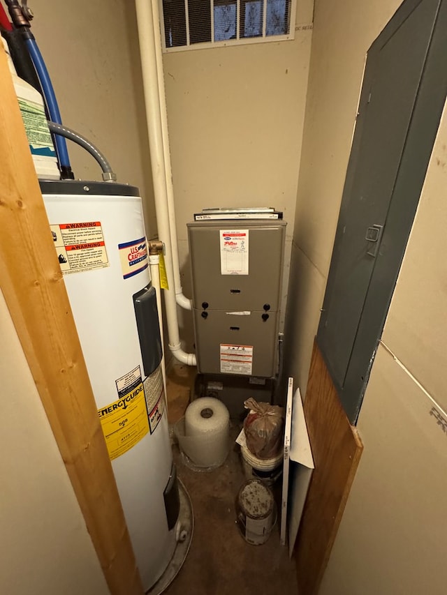 616 E Jefferson St, Kirksville, MO 63501 - utilities featuring water heater