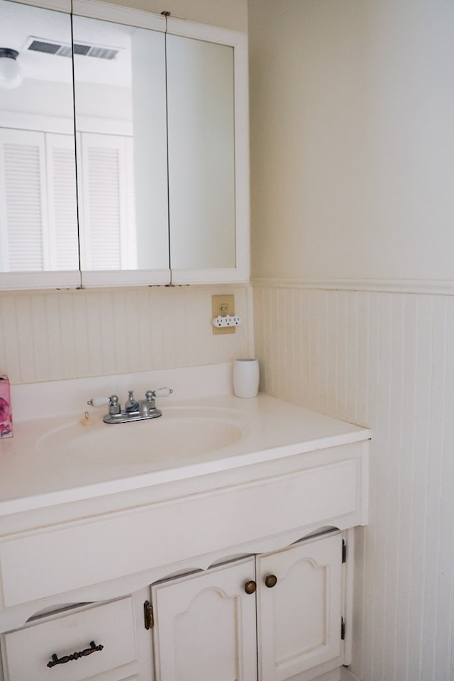 bathroom with vanity