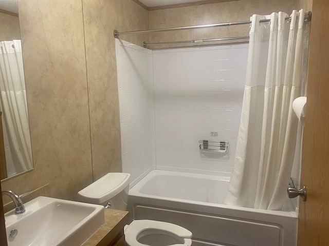 302 Mead St, Utica, MO 64686 - bathroom featuring toilet, shower / tub combo, and a sink