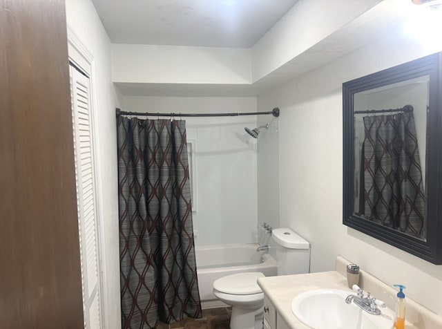 full bathroom featuring vanity, toilet, and shower / bath combo with shower curtain