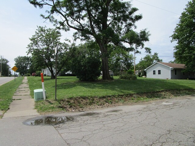 611 E Cottonwood, Kirksville, MO 63501 - photo 4