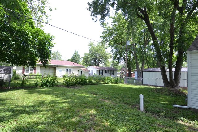 1415 E Patterson St, Kirksville, MO 63501 - view of yard