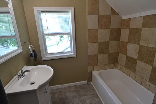 1415 E Patterson St, Kirksville, MO 63501 - bathroom featuring a bath and vanity