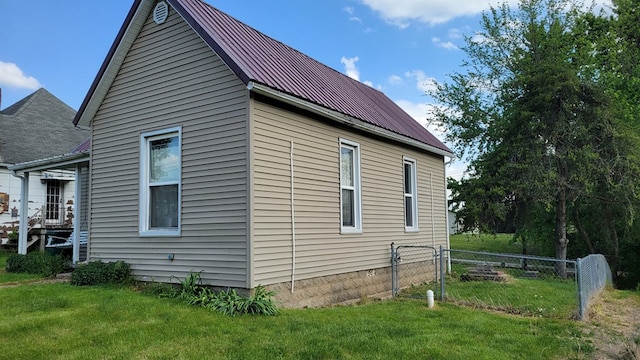 507 W Illinois St, Kirksville, MO 63501 - view of home's exterior with metal roof