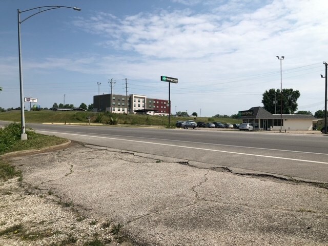 2700 S Franklin St, Kirksville, MO 63501 - photo 8