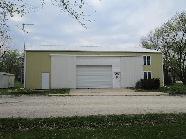 detached garage with driveway