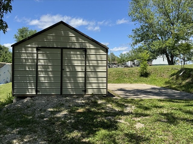 411 S Macon St, Bevier, MO 63532 - view of outdoor structure