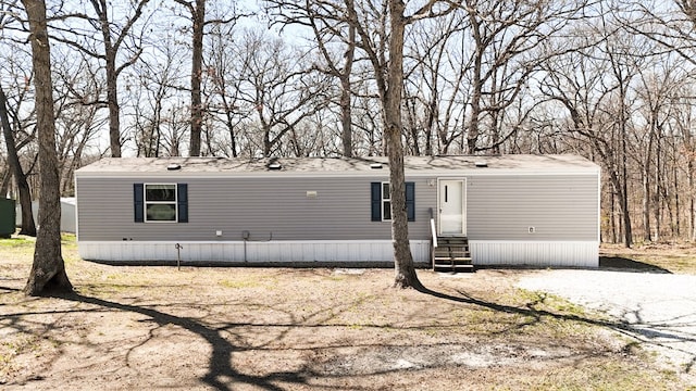 1018 Logue Ln, Keytesville, MO 65261 - manufactured / mobile home with entry steps