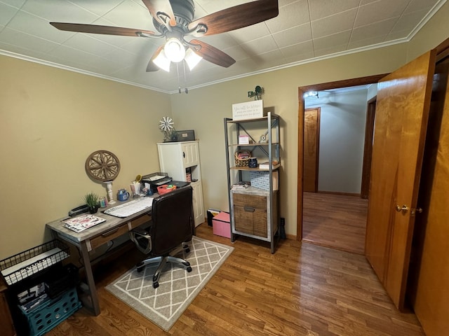 72 Manor Crest Dr, Kirksville, MO 63501 - office with wood finished floors, a ceiling fan, and crown molding