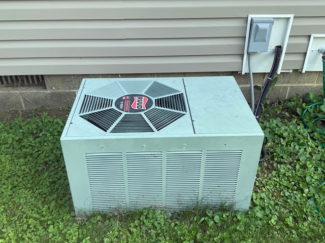 4 Grim Ct N, Kirksville, MO 63501 - exterior view of a central air condition unit