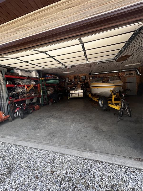 28730 State Highway T, Excello, MO 65247 - view of garage
