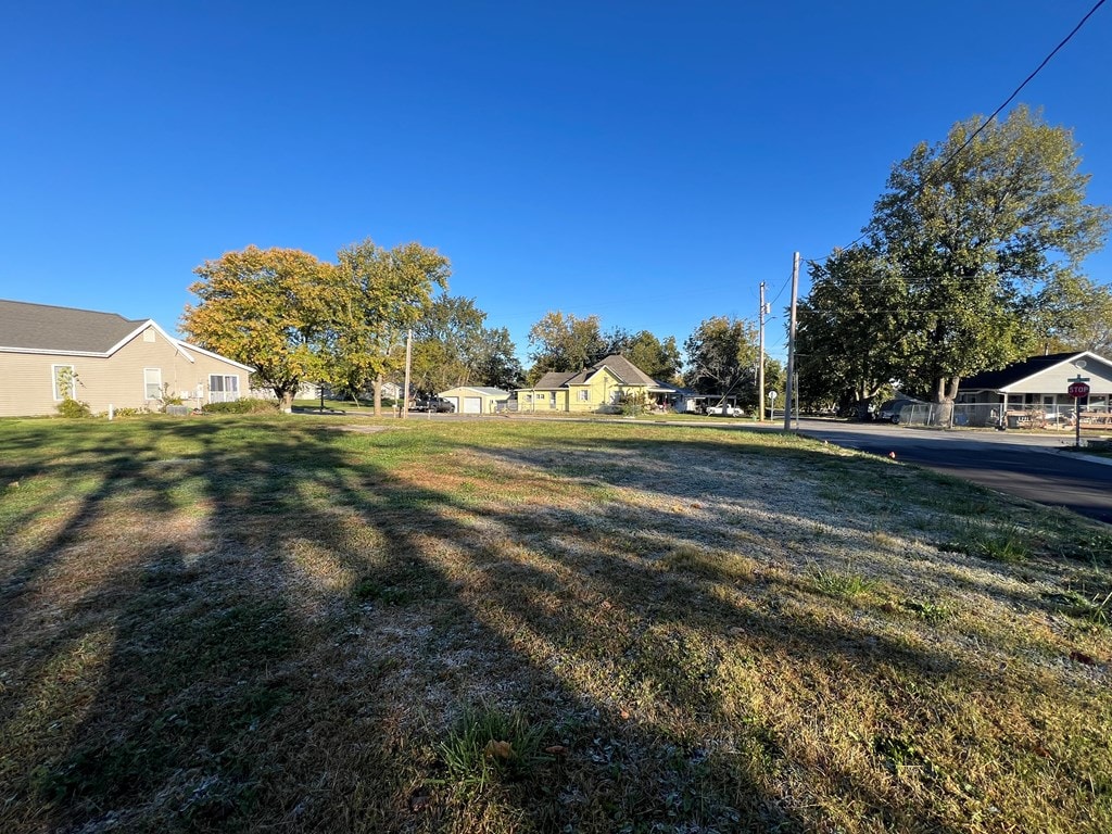 301 W Elizabeth St, Kirksville, MO 63501