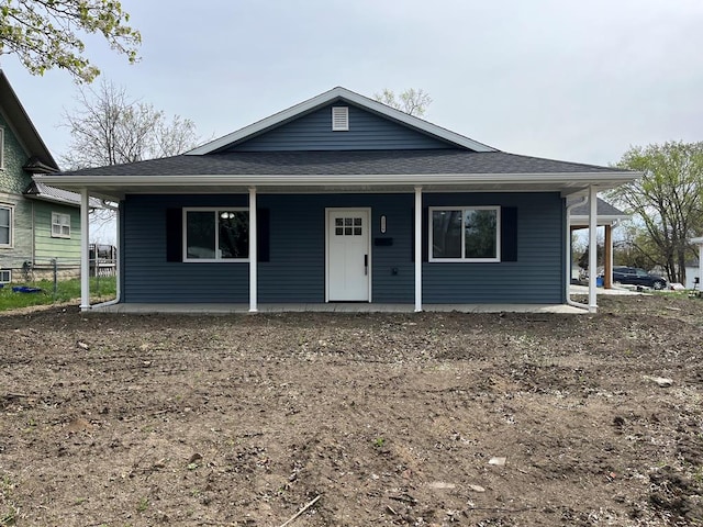 1216 N Franklin St, Kirksville, MO 63501 - view of front of house with fence
