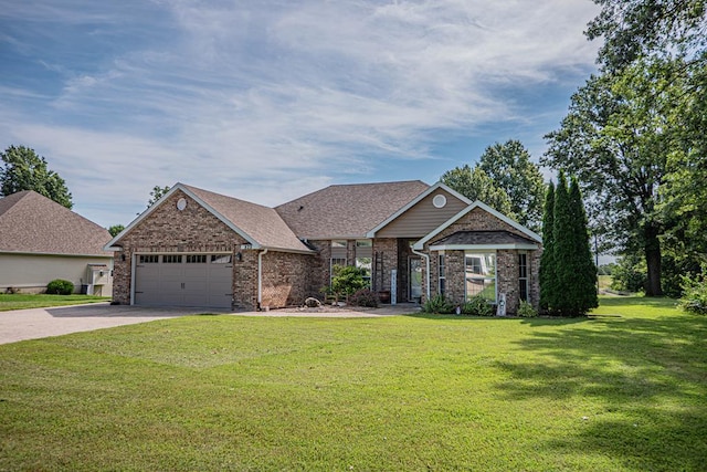 828 Mckinsey Pl, Moberly, MO 65270 - photo 1