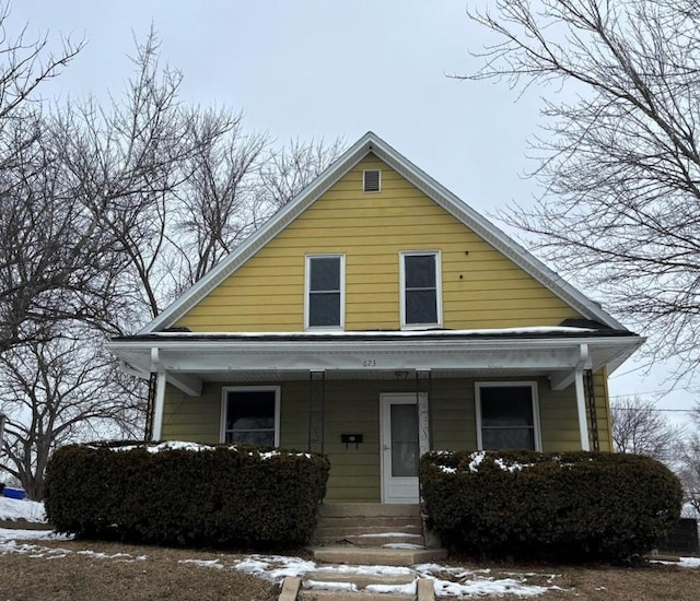 view of front of property with a porch