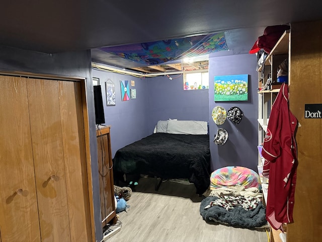 2515 N E St, Kirksville, MO 63501 - bedroom featuring wood finished floors