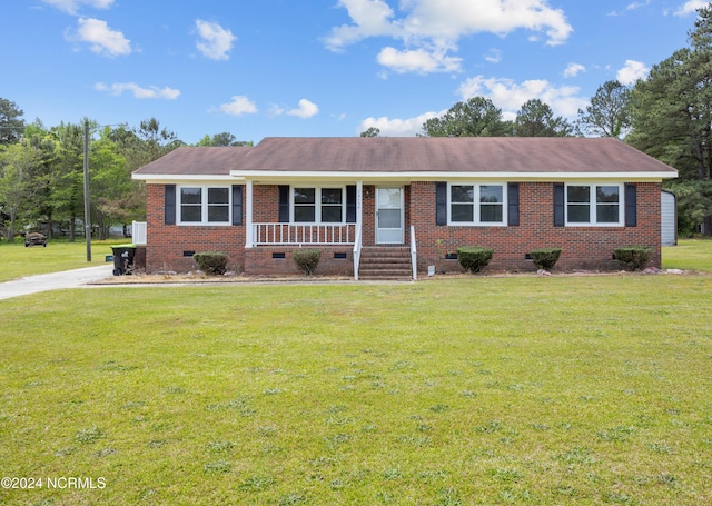 ranch-style house with a front yard