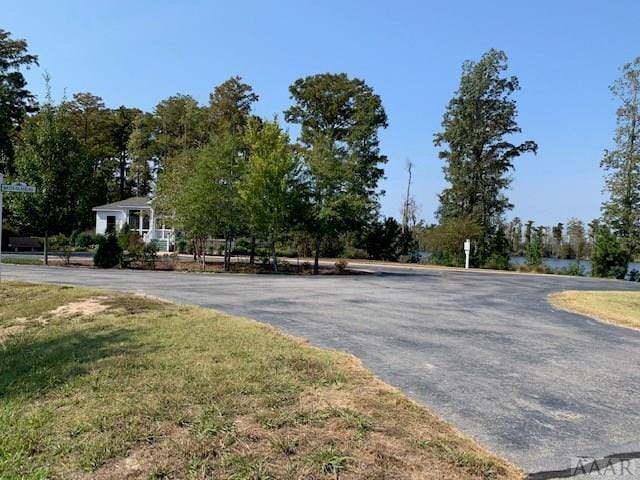 Listing photo 3 for 351 Plantation Cir Unit 43, Edenton NC 27932