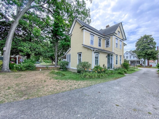 view of front of house