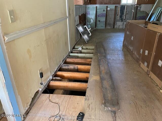 304 E Academy St, Robersonville, NC 27871 - view of stairs