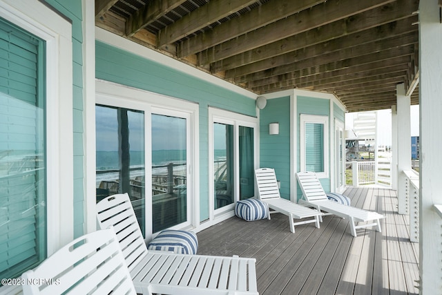 balcony featuring a porch