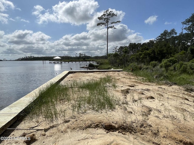 Listing photo 3 for LOT51 W Dowry Crk, Belhaven NC 27810