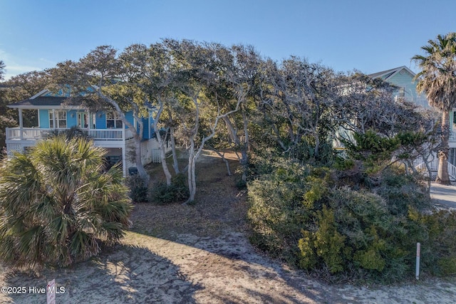 1350 S Fort Fisher Blvd, Kure Beach, NC 28449 - view of yard with a porch