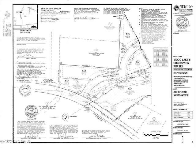 Listing photo 2 for 143 Southerland Peak Dr Unit 13, Raeford NC 28376