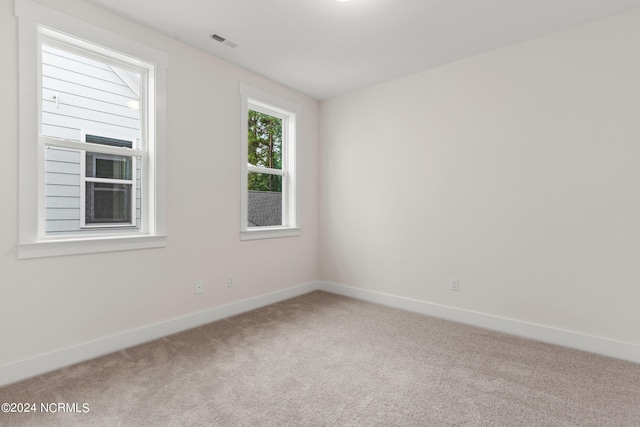 empty room featuring carpet