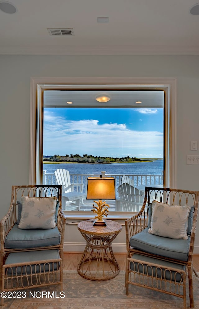 sitting room with a water view