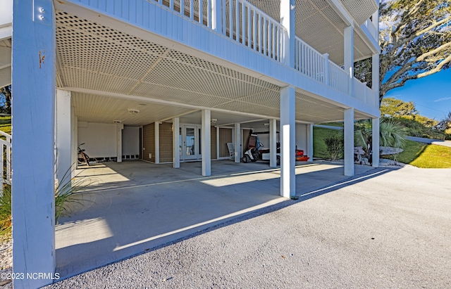 exterior space featuring a carport