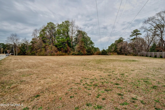 Listing photo 3 for 7109 Long Boat Cir, Wilmington NC 28405