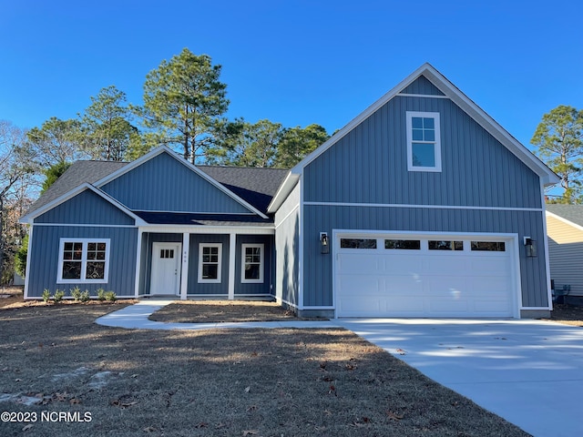 view of front facade with a garage