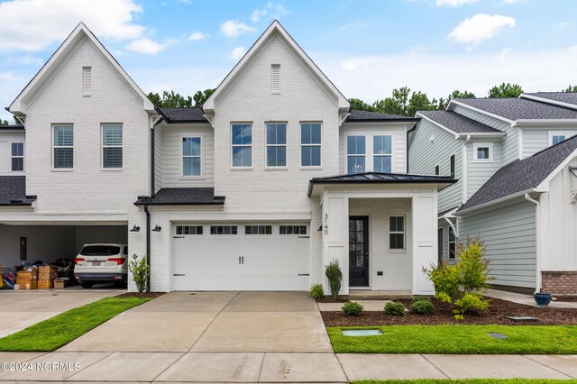 view of front of house featuring a garage