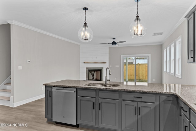 kitchen with gray cabinetry, dishwasher, pendant lighting, sink, and ceiling fan