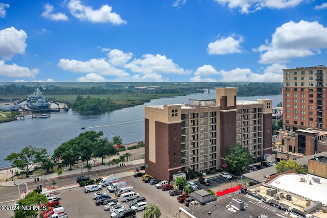 bird's eye view with a water view